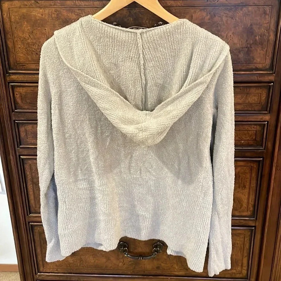 Barefoot Dreams cozy zip. Zipper doesn't work - Picture 6 of 10